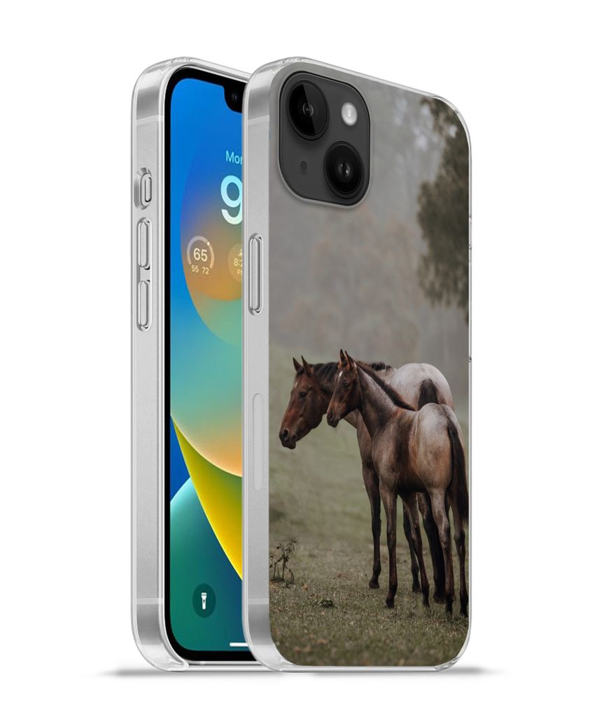 MuchoWow Handyhülle Schutzhülle Hülle für Apple iPhone 14 Plus - Soft case Pferde - Natur - Nebel Silikon Softcase Handy Hülle - Abbildung