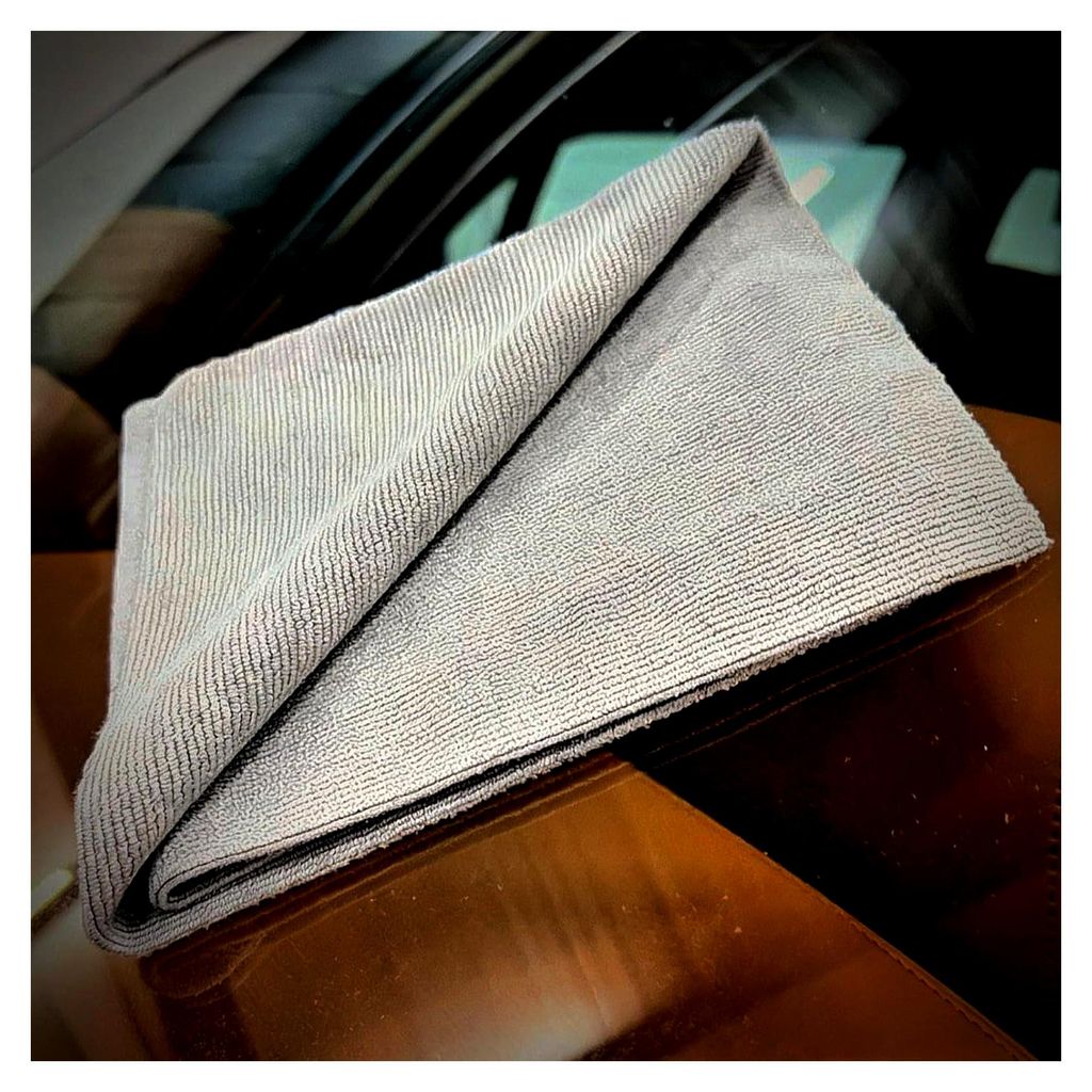 Care Pearl Microfasertuch Wipe Out – Hochwertiges Poliertuch für Fahrzeugpflege, PPF, Lack und Detailing, 40 x 40 cm, 420 GSM