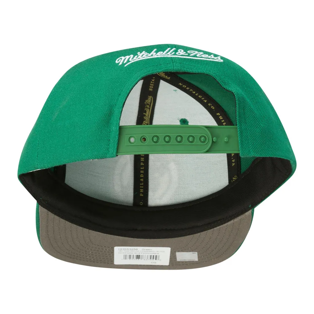 Bonnet à revers Boston Celtics Mitchell & Ness - Accessoire NBA Vert
