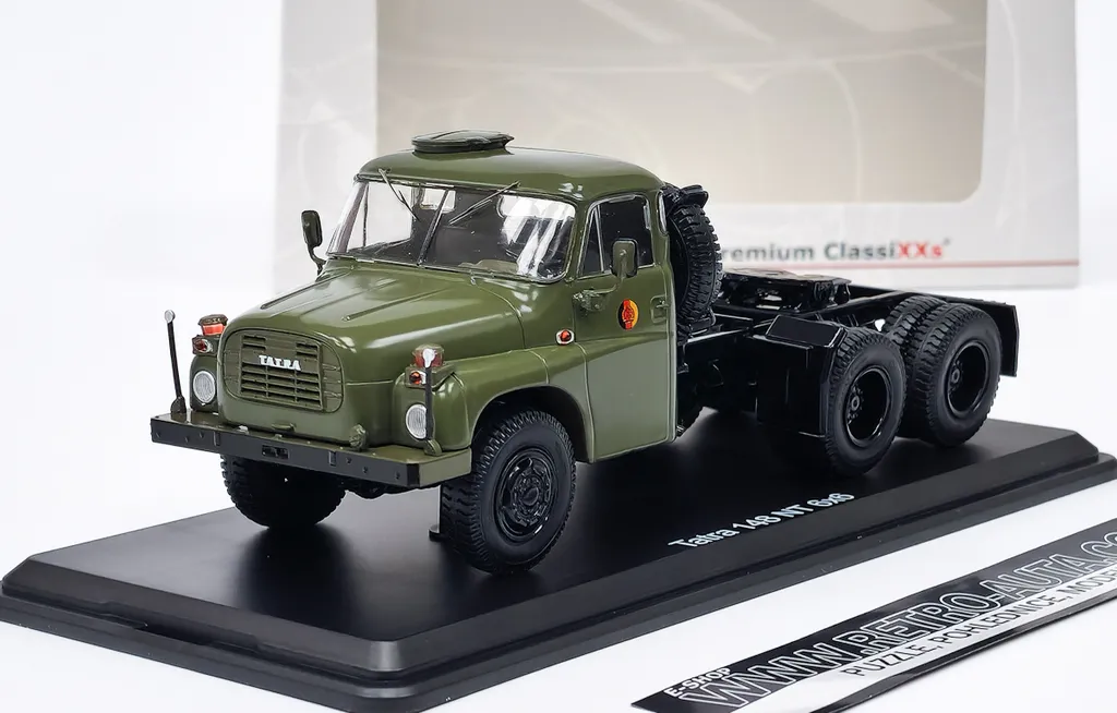 Tatra 148 NT 6x6 1:43 Vert NVA Camion de Collection en Métal Détaillé