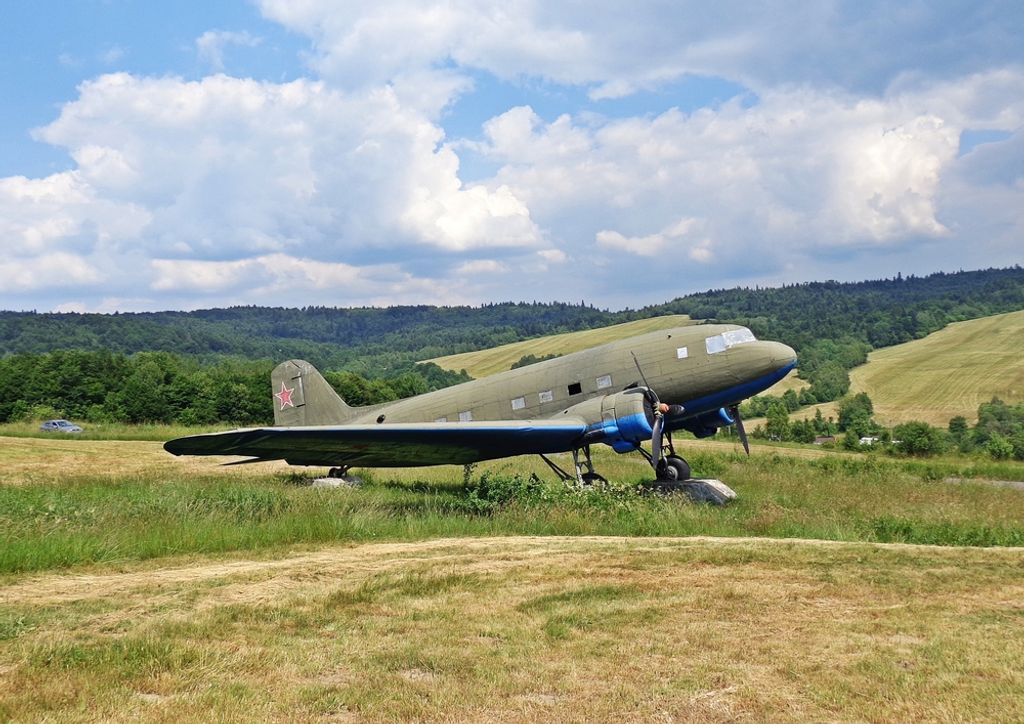 hansepuzzle 59149 - altes flugzeug Puzzle, 260 Teile, Fortbewegung, 41,0 x 28,0cm mit hochwertiger Aufbewahrung, Kartonbox & Beutel