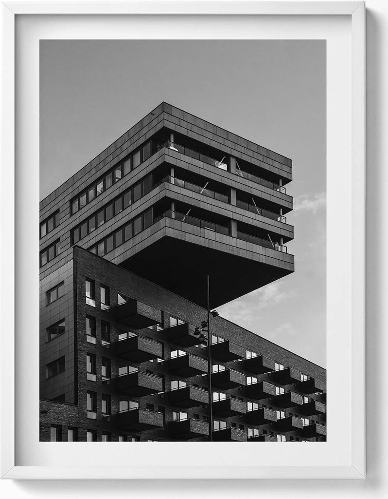 Architektur in Amsterdam– Wandbild mit Rahmen – Gerahmtes Bild – Wanddekoration – 60x80 cm – Weiß Rahmen