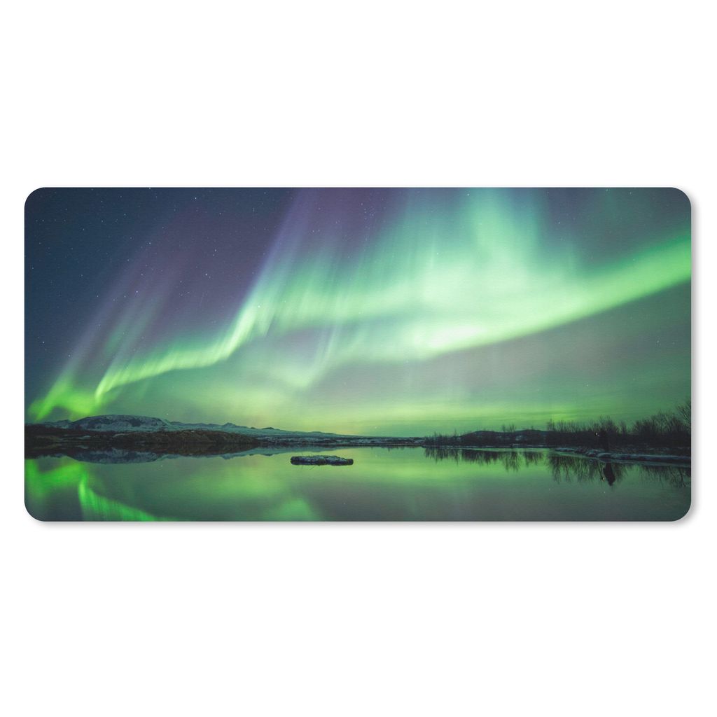 MuchoWow Schreibtischunterlage Nordlicht - See - Island - Grün - Wald - Schnee 80x40 cm - XXL Mauspad - Gaming Mauspad
