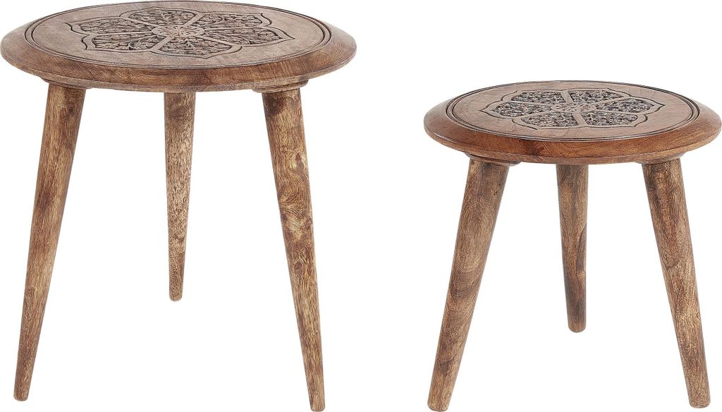 BELIANI Beistelltisch 2er Set Dunkelbraun Mango Holz Rund Dreibeinig Geschnitzt Handgefertigt Boho Couchtisch Wohnzimmer Ausstattung Möbel Zubehör