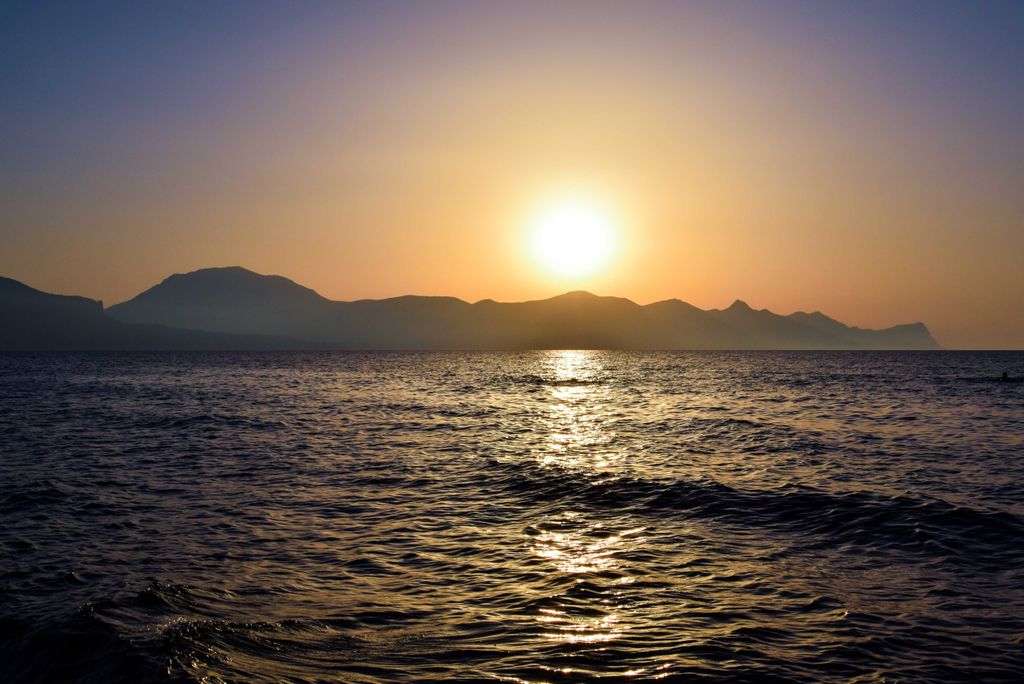 hansepuzzle 38310 - Sonnenuntergang Puzzle, 2000 Teile, Reisen, 90,0 x 60,0cm mit hochwertiger Aufbewahrung, Kartonbox & Beutel