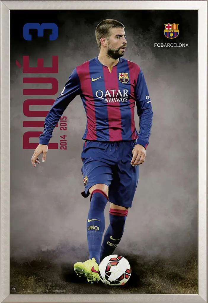 Poster Piqué FC Barcelone protégé sous cadre alu argenté Shinsuke Maxi