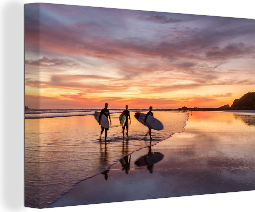 OneMillionCanvasses - Leinwandbilder - 140x90 cm, Drei Surfer bei Sonnenuntergang, Wandbilder Kunstdruck Wanddekoration