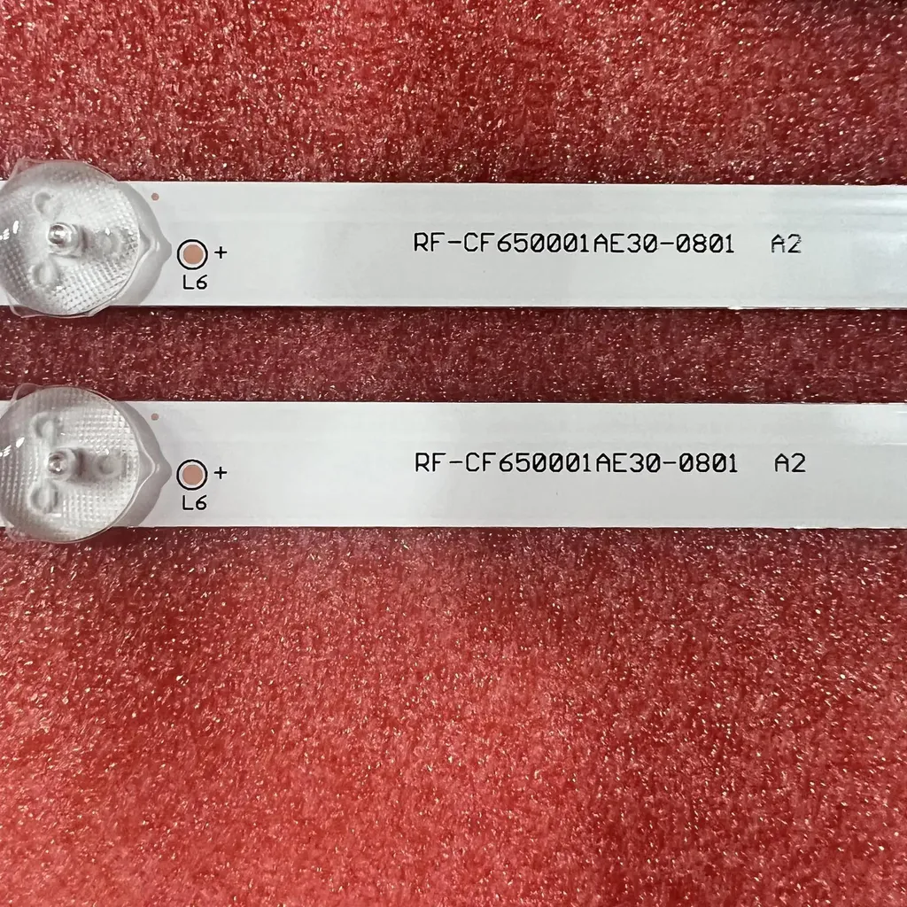 Barre LED aluminium 780mm réglable avec source lumineuse intégrée