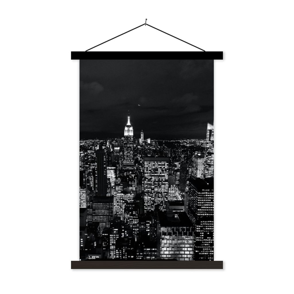 MuchoWow Textilposter Skyline - Schwarz - Weiß - New York - Amerika 60x90 cm mit schwarzem Rahmen - Poster Wohnzimmer