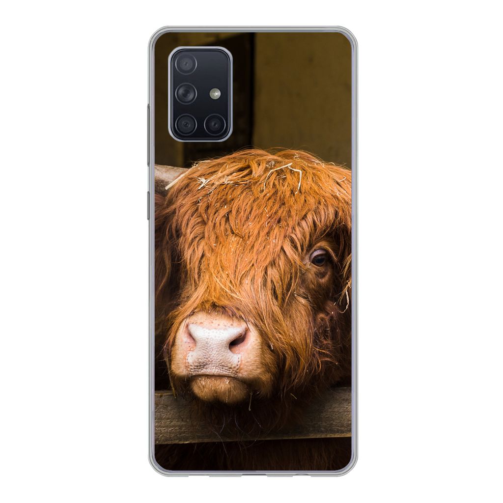 MuchoWow Handyhülle Schutzhülle Hülle für Samsung Galaxy A51 Schottischer Highlander - Bauernhaus - Scheune Silikon Softcase Handy Hülle - S...