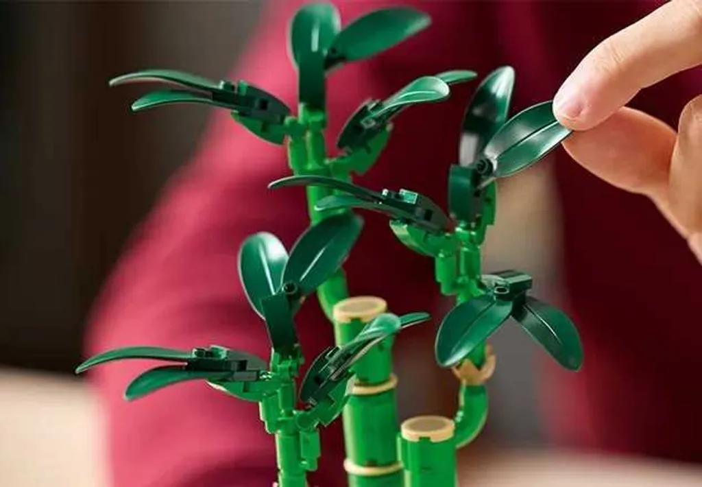 LEGO 10344 Botanicals Bambou de la Chance, Kit de Construction Déco Zen - 47