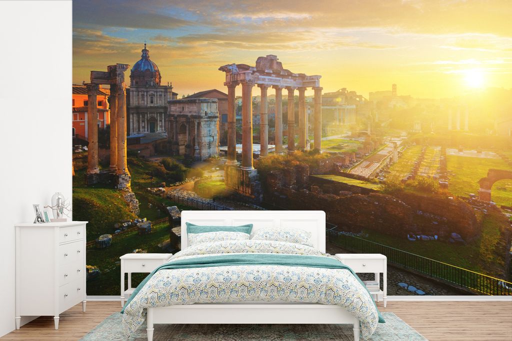 MuchoWow Fototapete für Wohnzimmer oder Schlafzimmer Wandtapete Vinyl Motivtapete Von der Sonne beleuchtete Triumphbögen am Tempel von Vespasia...