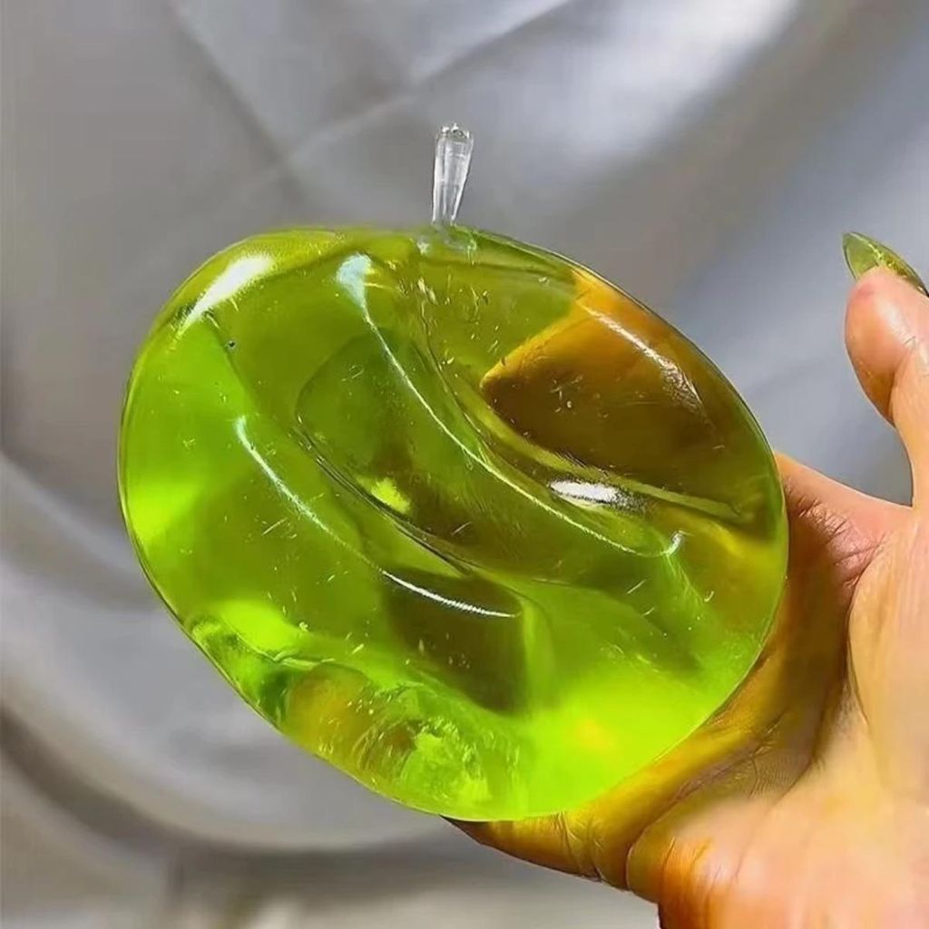 Grüner Apfel Squeeze Toy Quetschspielzeug Stressball Produktbild 