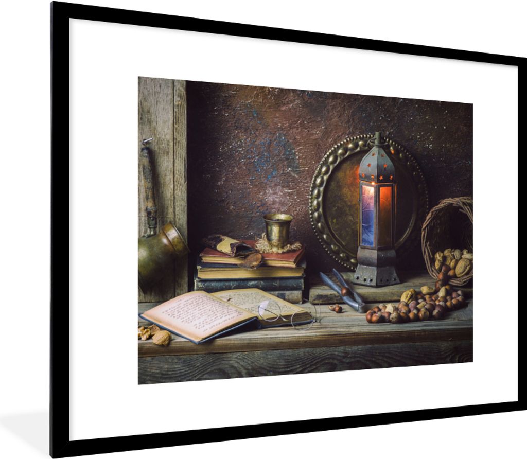 MuchoWow Gerahmtes Poster Buch - Stilleben - Walnuss - Laterne - Vintage 80x60 cm - Poster mit Schwarzem Bilderrahmen Wandposter Rahmen Foto Bild...