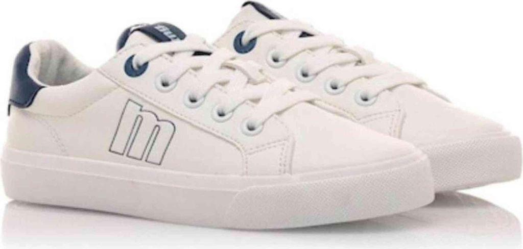 Mustang Sneakers 48936-C55342 in White color size 35