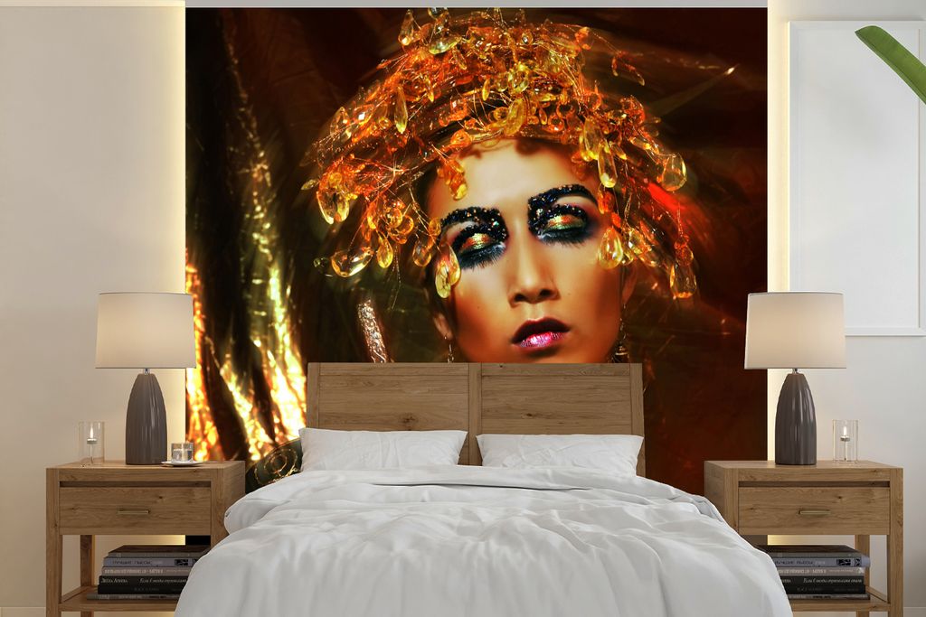 MuchoWow Fototapete für Wohnzimmer oder Schlafzimmer Wandtapete Vinyl Motivtapete Frau - Schmuck - Lidschatten - 220x220 cm - Tapeten