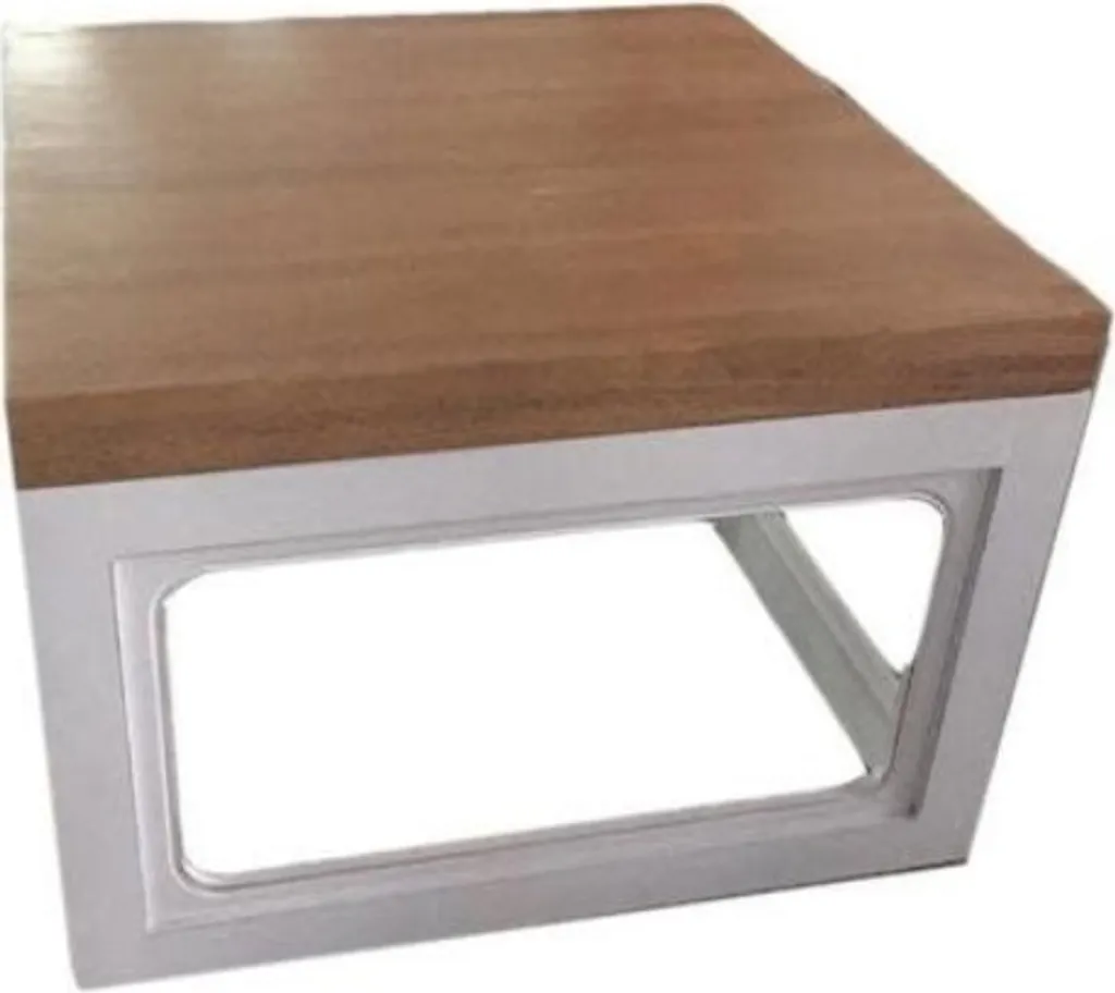 Table basse pour salon zen en bois massif format carré 65x65x45 cm