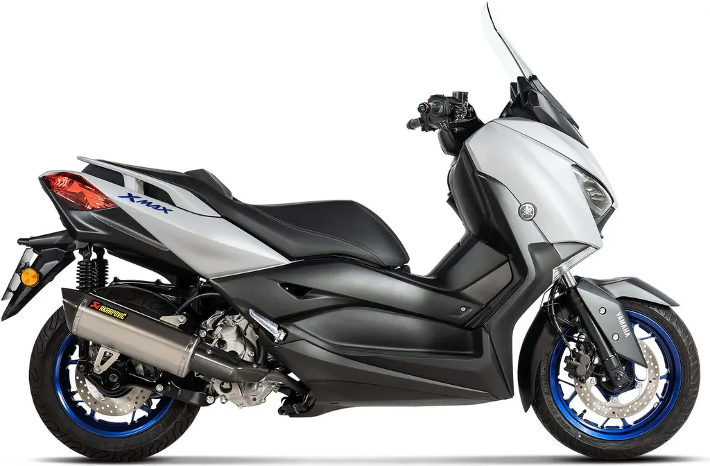 Cache Thermique Akrapovic CF Finition Carbone pour Yamaha X-MAX 300cc