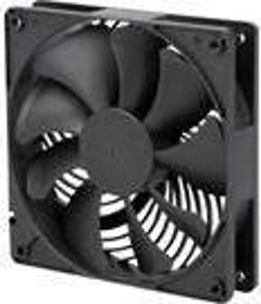 Fini la Surchauffe avec Silverstone Air Penetrator 120i PRO 12cm 2000rpm
