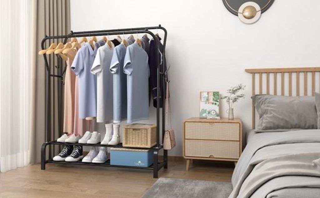 Doppelgarnierender Kleiderständer mit doppelten Schienen, freistehend, schwarz, 2-Tier-Unterfach, Schlafzimmer-Kleiderständer