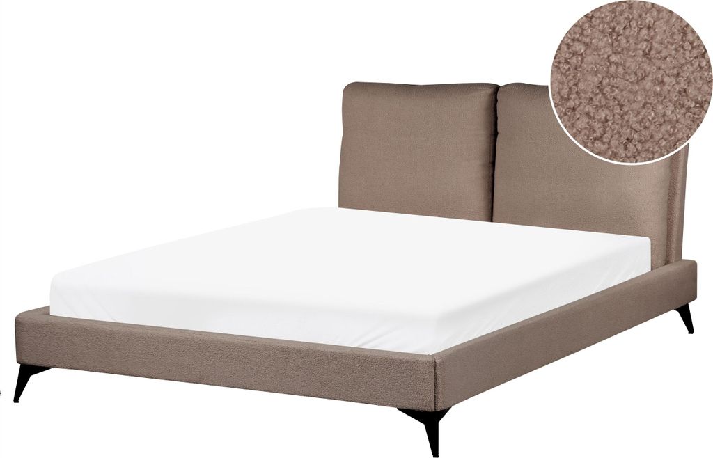 BELIANI Polsterbett Braun Bouclé mit Lattenrost 140 x 200 cm Hohes Kopfteil Schwarze Metallfüße Modernes Design Schlafzimmer Ausstattung Möbel