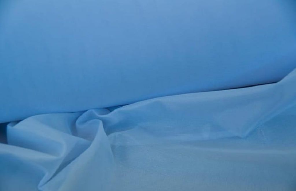 Blauer Polyester Stretch Stoff Meterware für Dekoration und Nähen