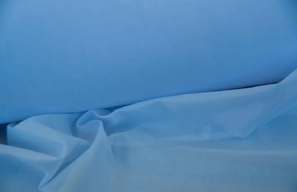 Tessuto elasticizzato in poliestere blu