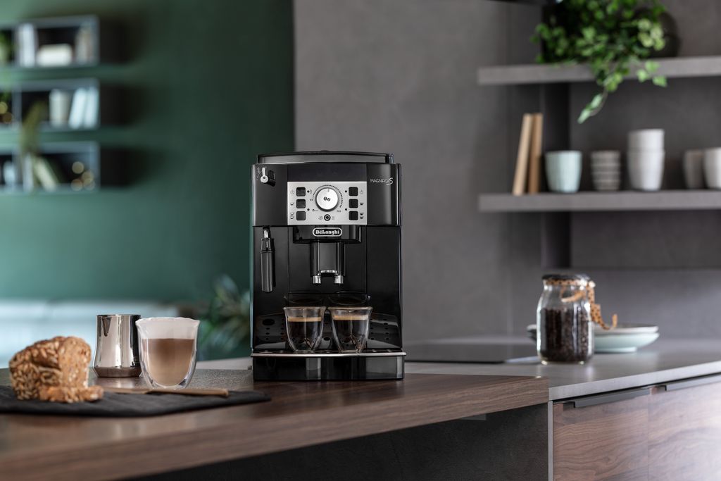 De'longhi Kaffeevollautomat Magnifica S Ecam 22.105.b De'Longhi Magnifica S ECAM22.105.B | Kaufland.de