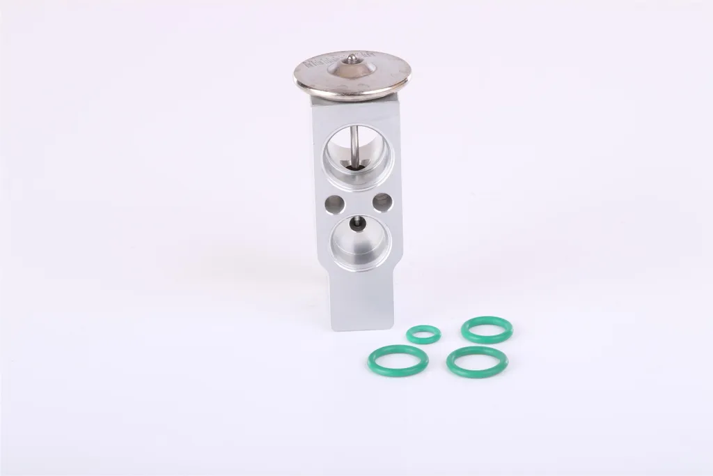 Valve de détente NISSENS 999385 pour climatisation JAGUAR XF J05 CC9