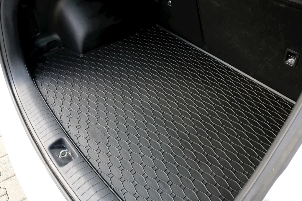Recambo Tappetini in gomma 3D compatibili con BMW X3 F25 | anno di costruzione 2010-2017 | tappetini in gomma | su misura | con bordo | beige