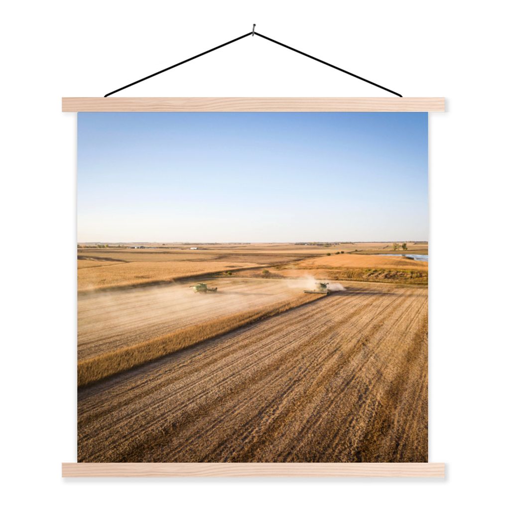MuchoWow Textilposter Feld - Bauernhof - Traktor - Landwirt - Landleben 120x120 cm mit holzfarbenen Rahmen - Textil-Poster