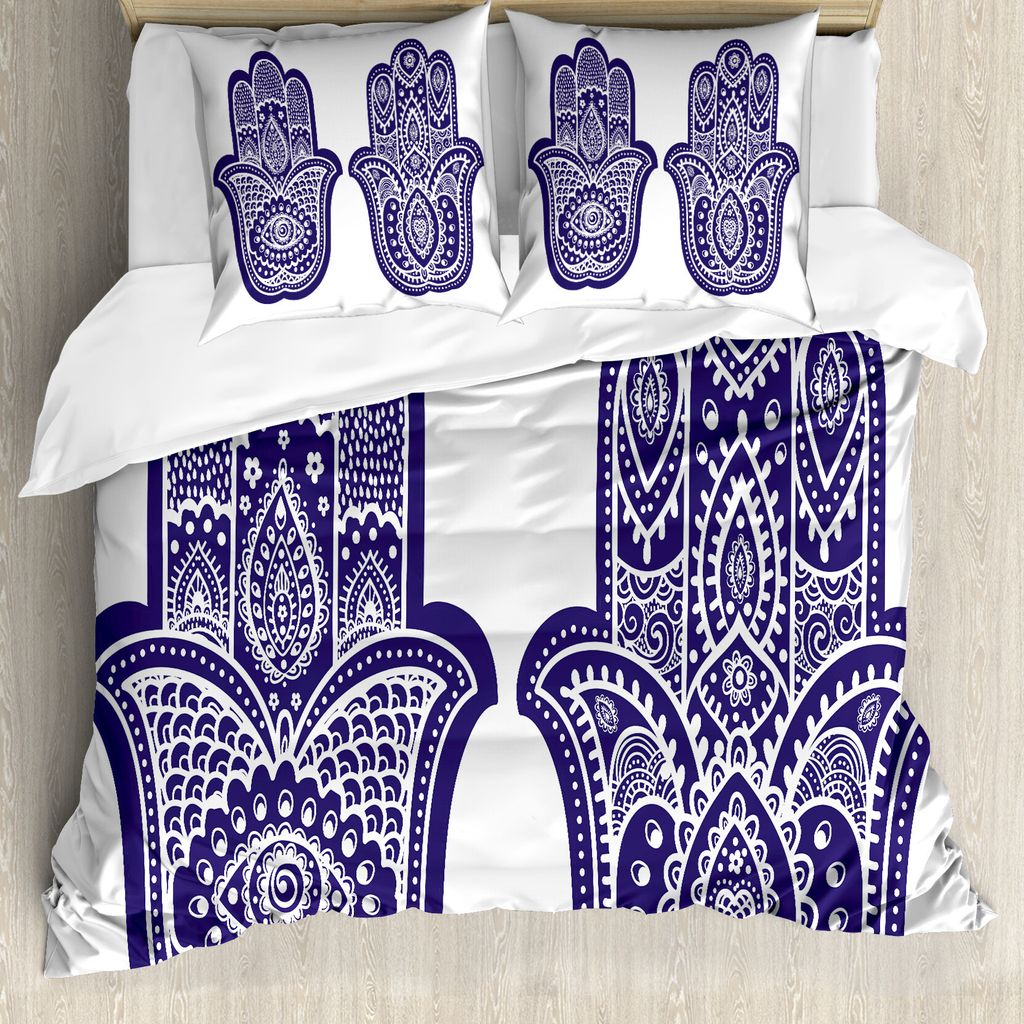 ABAKUHAUS Hamsa Bettbezug, alte Verzierungen, Milbensicher Allergiker geeignet mit Kissenbezügen, 155 cm x 220 cm - 80 x 80 cm, Violett Blau Weiß