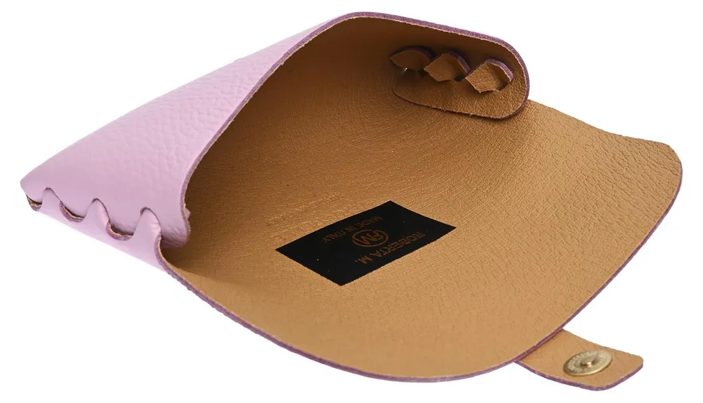 Étui à lunettes rigide rose poudré Roberta M SS26 pour sac à main chic