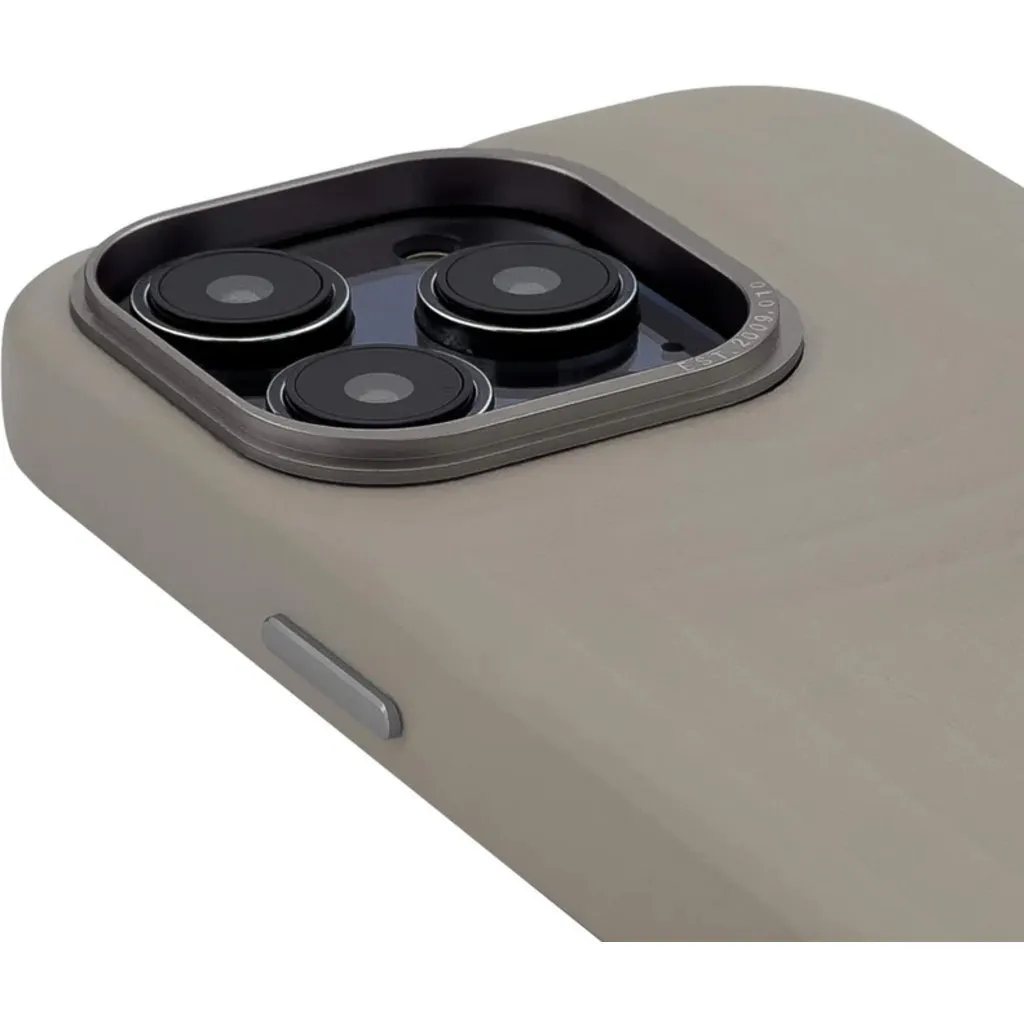Accessoire Cuir iPhone 14 Pro Max Decoded - Étui Chic pour le Bureau - 6