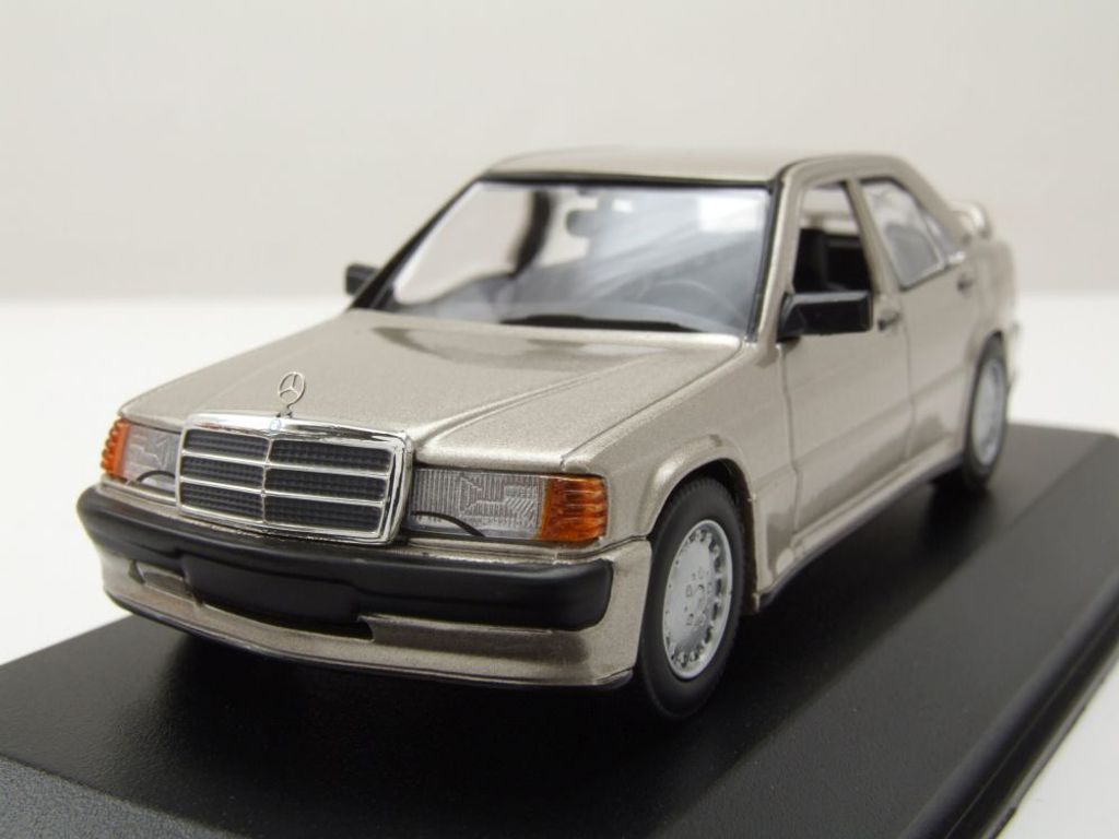Maxichamps 940035600 Mercedes 190E 2.3-16 W201 1984 gold metallic 1:43