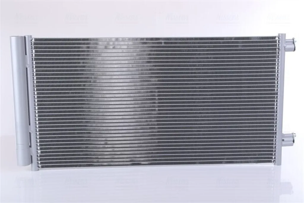 Condenseur NISSENS 941203 à Haute Résistance Thermique avec Filtre Déshydrateur