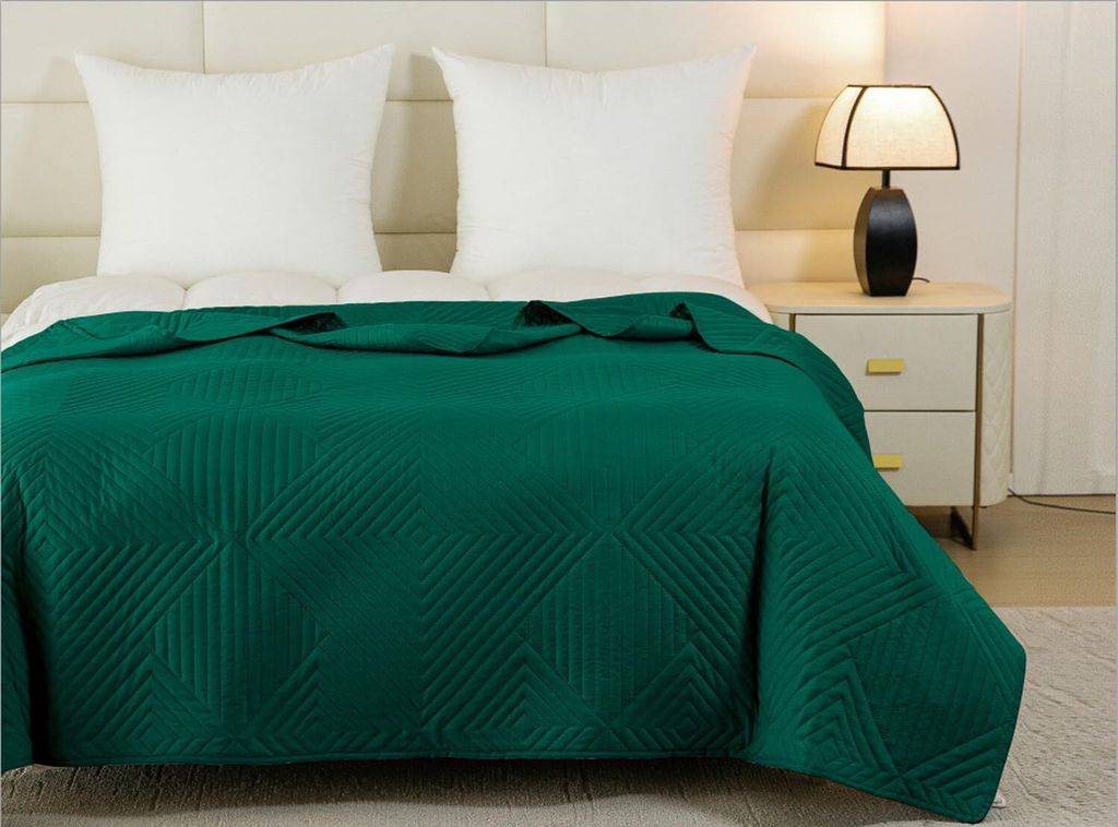 FEBE Tagesdecke Bettüberwurf 220x200 cm Dunkelgrün Überwurfdecke Sofadecke Sofaüberwurf Flauschig Mikrofaser Zimmer Deko Throw Blanket