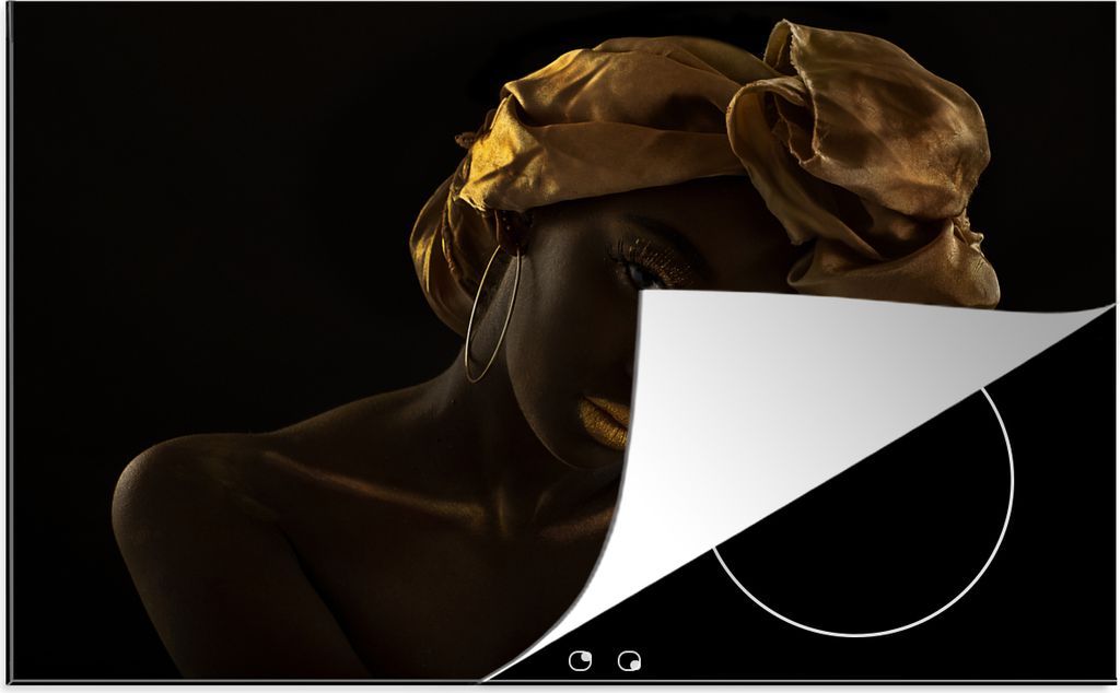 KitchenYeah Herdabdeckplatte Frauen - Kopftuch - Gold - Luxus , 81x52cm, Küche Deko, Glaskeramikfeld Herdabdeckung, Abdeckplatte fùr Kochfeld