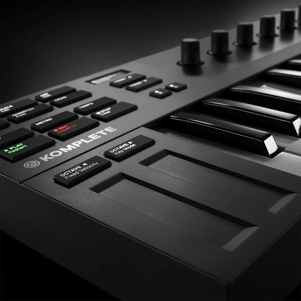 Native Instruments Komplete Kontrol M32 Clavier Maître MIDI Compact - 7