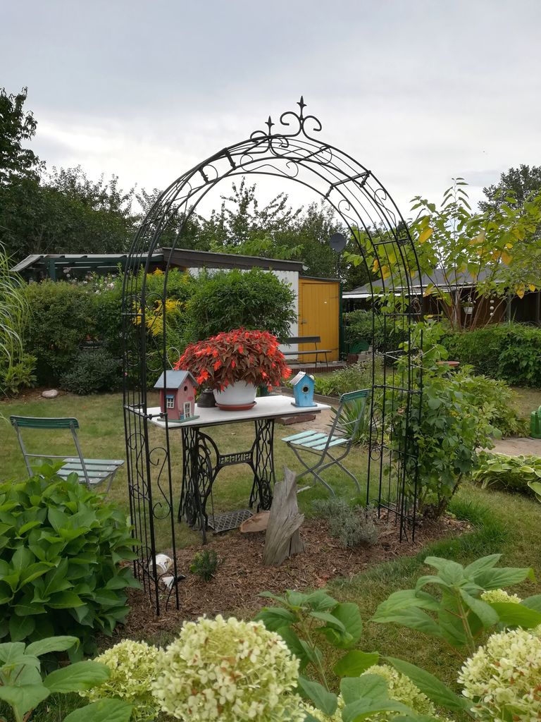 GardenAndPools Rosenbogen Paris Lilie Spitze B-1,20 m Schwarz Pergola Metallrosenbogen Gartenbogen Rosensäule Rose Arches Arco da Giardino