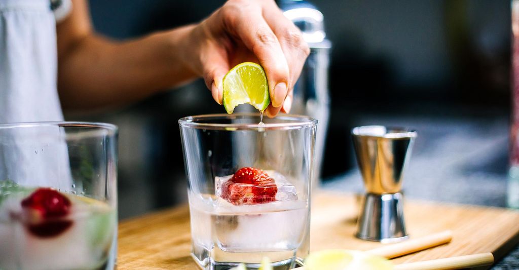 mydays Gin Degustation Zürich; Erlebnis verschenken oder selbst erleben; Gutschein für 1 Person(en)