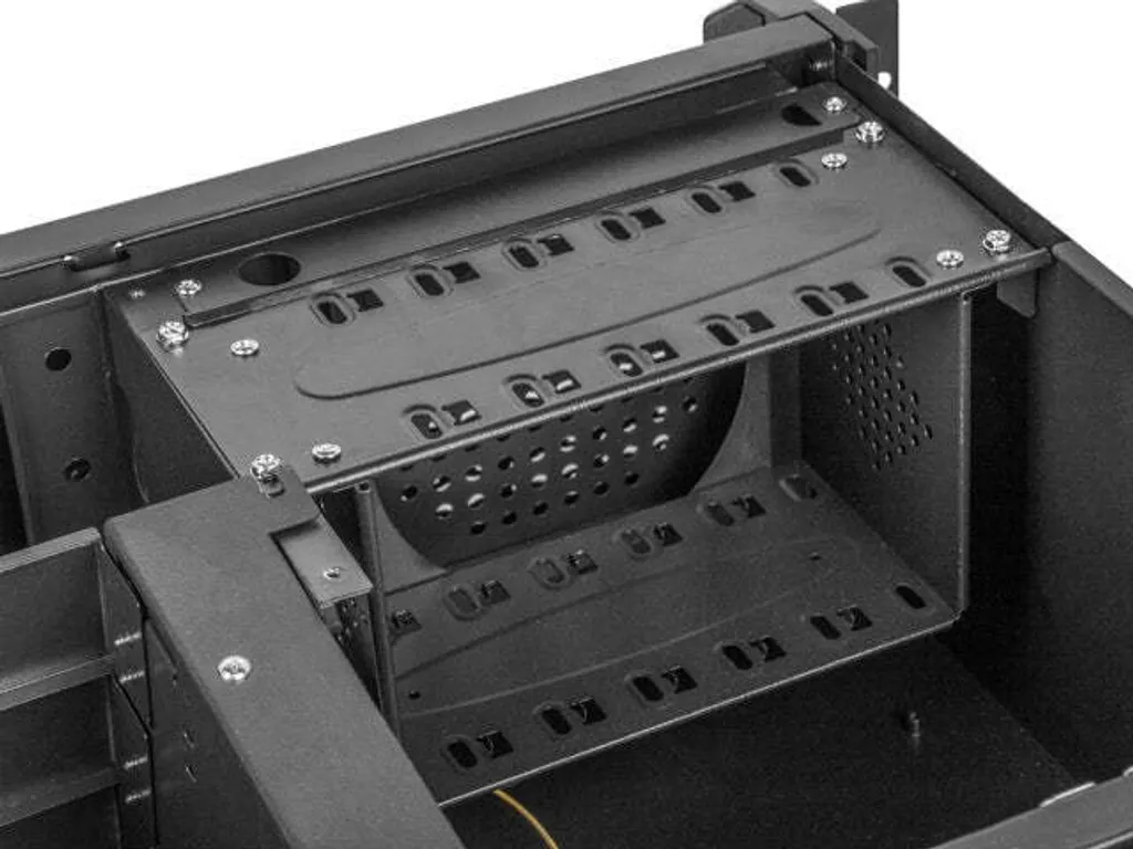 Boîtier Lanberg 4U : Solution Anti-Surchauffe pour Serveur Rack - 7