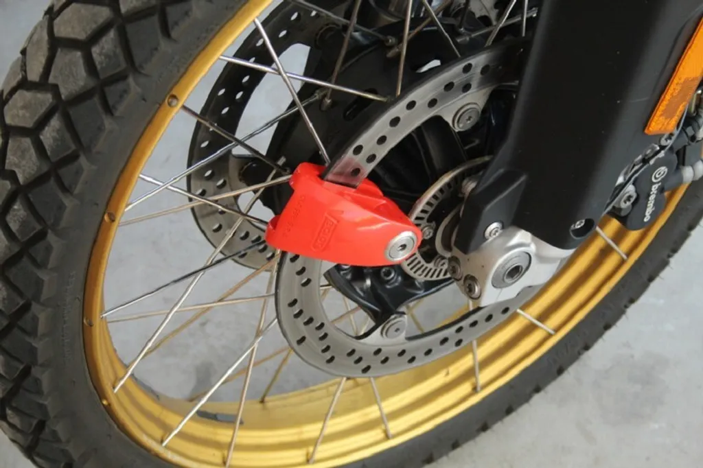 Antivol moto SRA VECTOR The Max Armour Ø14mm pour stationnement urbain