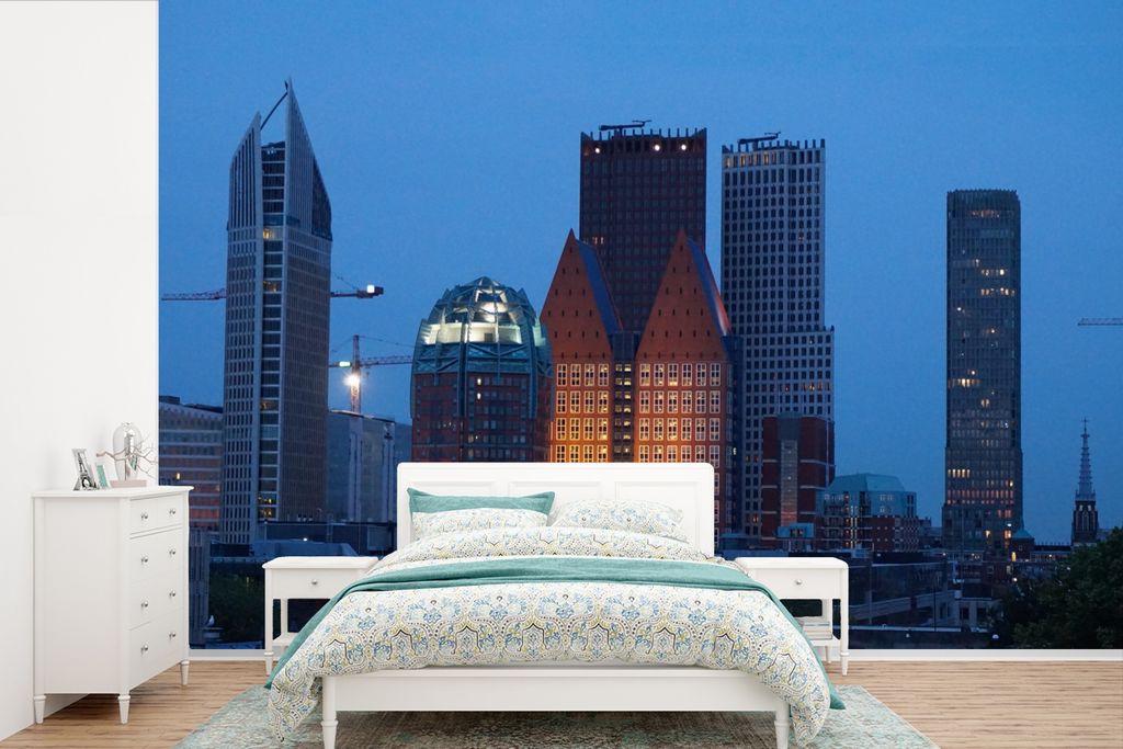 MuchoWow Fototapete für Wohnzimmer oder Schlafzimmer Wandtapete Vinyl Motivtapete Den Haag - Wolkenkratzer - Nacht - 330x220 cm - Fototapeten