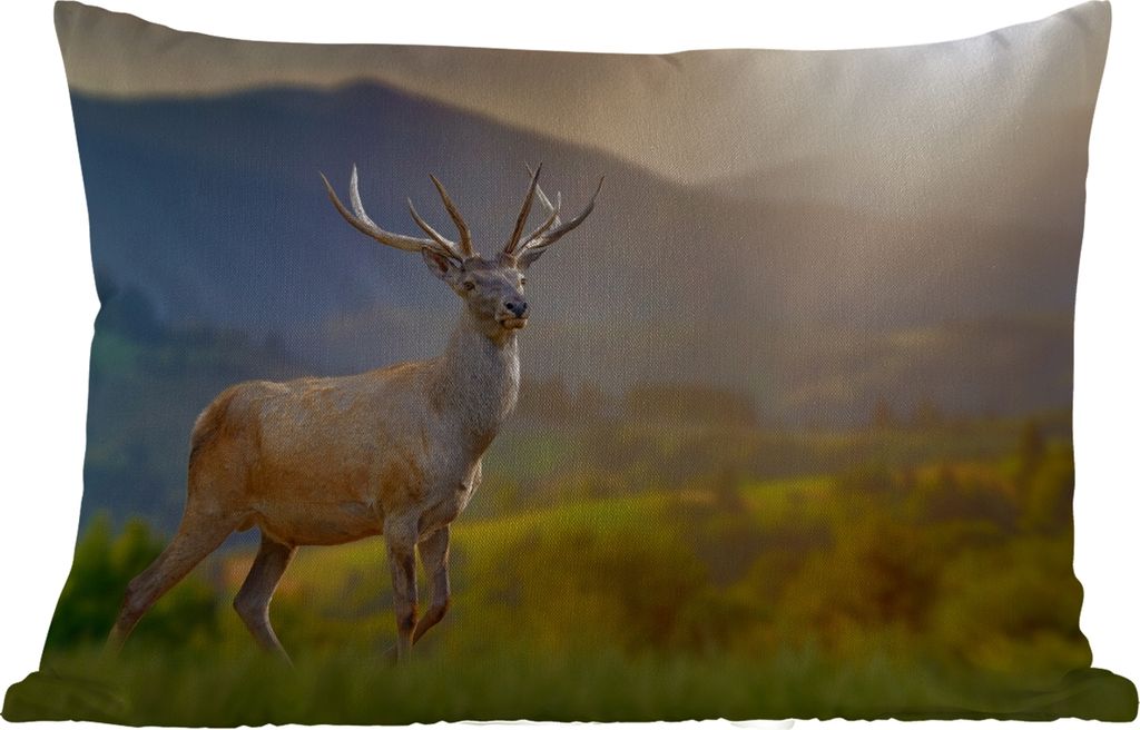 MuchoWow Outdoor Kissen - Hirsche - Berg - Gras - Sonnenuntergang - Tiere - Natur - 60x40 cm - Wetterfest - Lounge Kissen - Zierkissen - Kissen f...