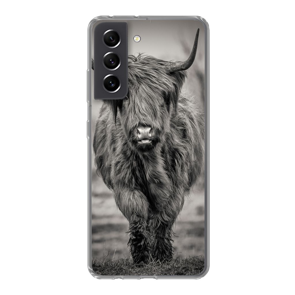 MuchoWow Handyhülle Schutzhülle Hülle für Samsung Galaxy S21 FE Schottischer Highlander - Schwarz und Weiß Silikon Softcase Handy Hülle - M...