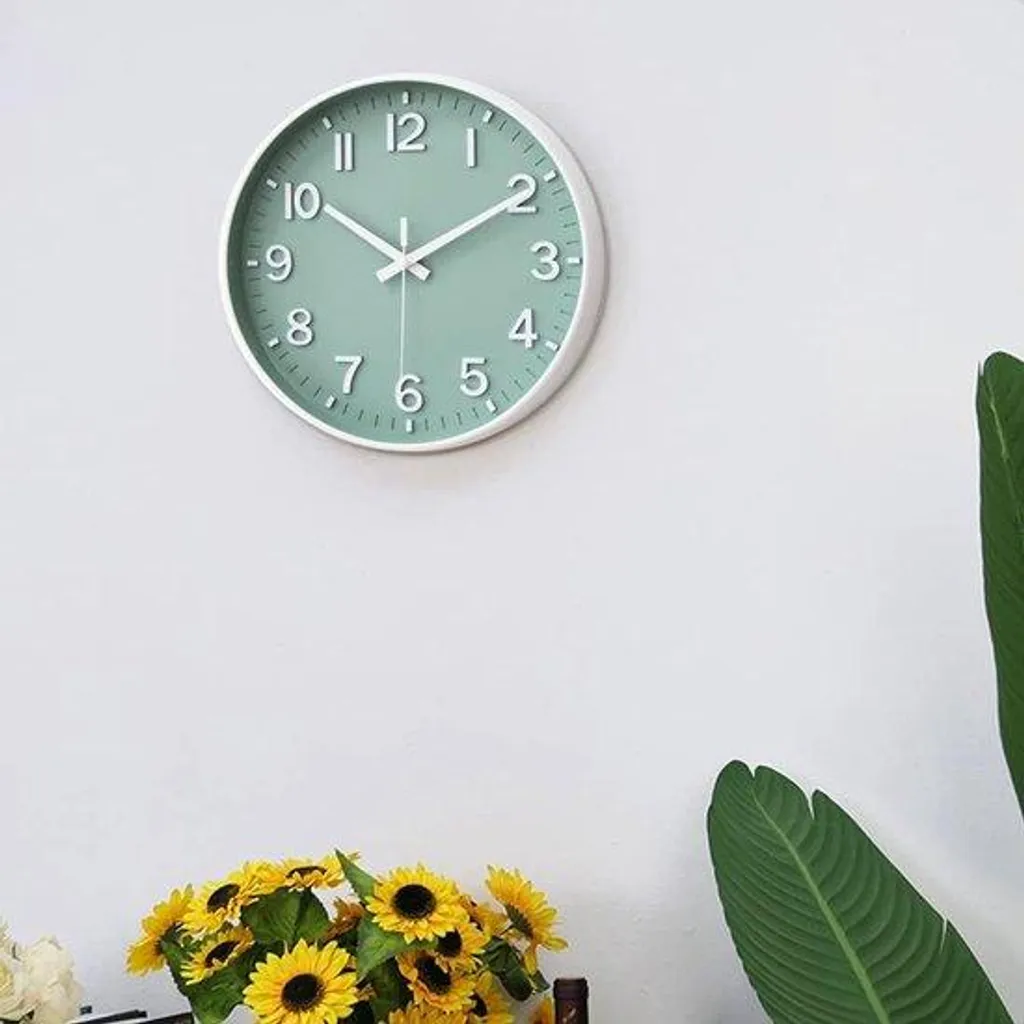 Horloge murale silencieuse 30 cm verte et blanche pour votre salon