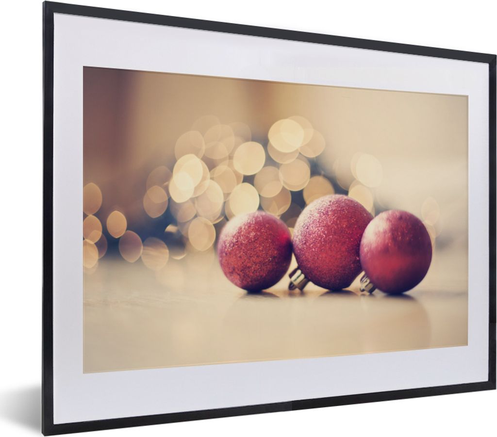 MuchoWow® MuchoWow® Gerahmtes Poster Drei rote Kugeln und Produktbild 