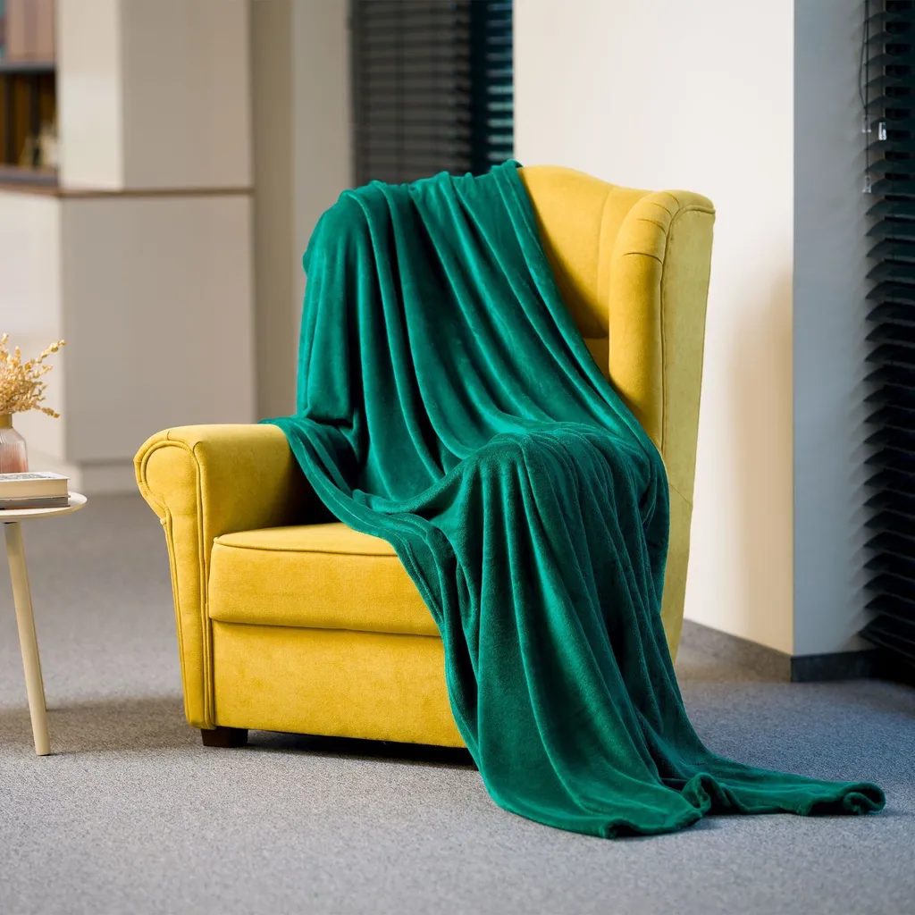 Plaid en microfibre douce verte 150x200 cm - Couverture pour canapé - 2