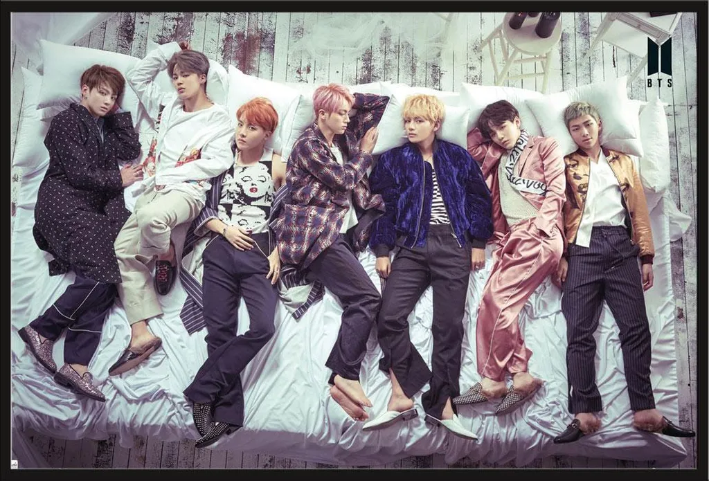 Affiche BTS avec Cadre Shinsuke Maxi en Plastique Noir et Vitre Acrylique